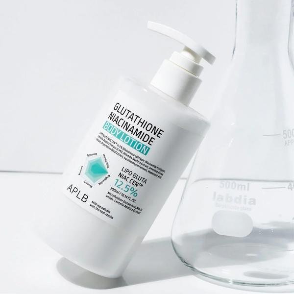 APLB Glutathione Niacinamide Body Lotion 300ml
