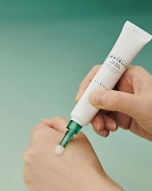 SKIN1004-Madagascar-Centella-Tea-Trica-Spot-Cream-20ml-Price-In-Bangladesh.jpg
